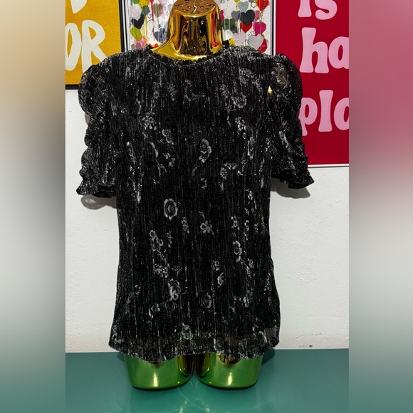 Sara Michelle Metallic Floral Blouse - Black & Silver - Size S - New with Tags - Picture 1 of 3